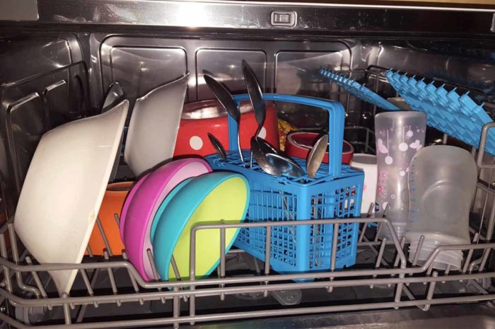 Посудомоечная машина не по назначению: что можно мыть в посудомойке, а что нельзя